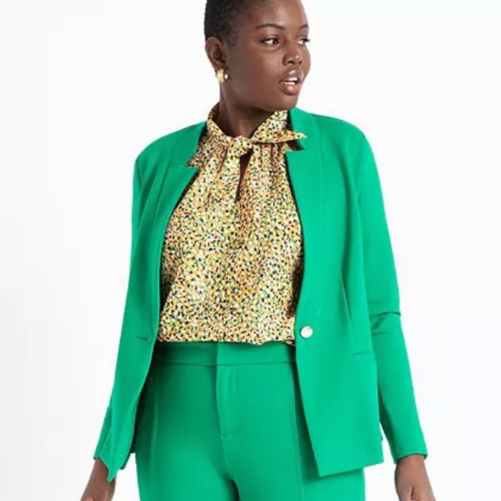 EUC Eloquii Plus Size The Ultimate Stretch Work Blazer Size 16 Color Green